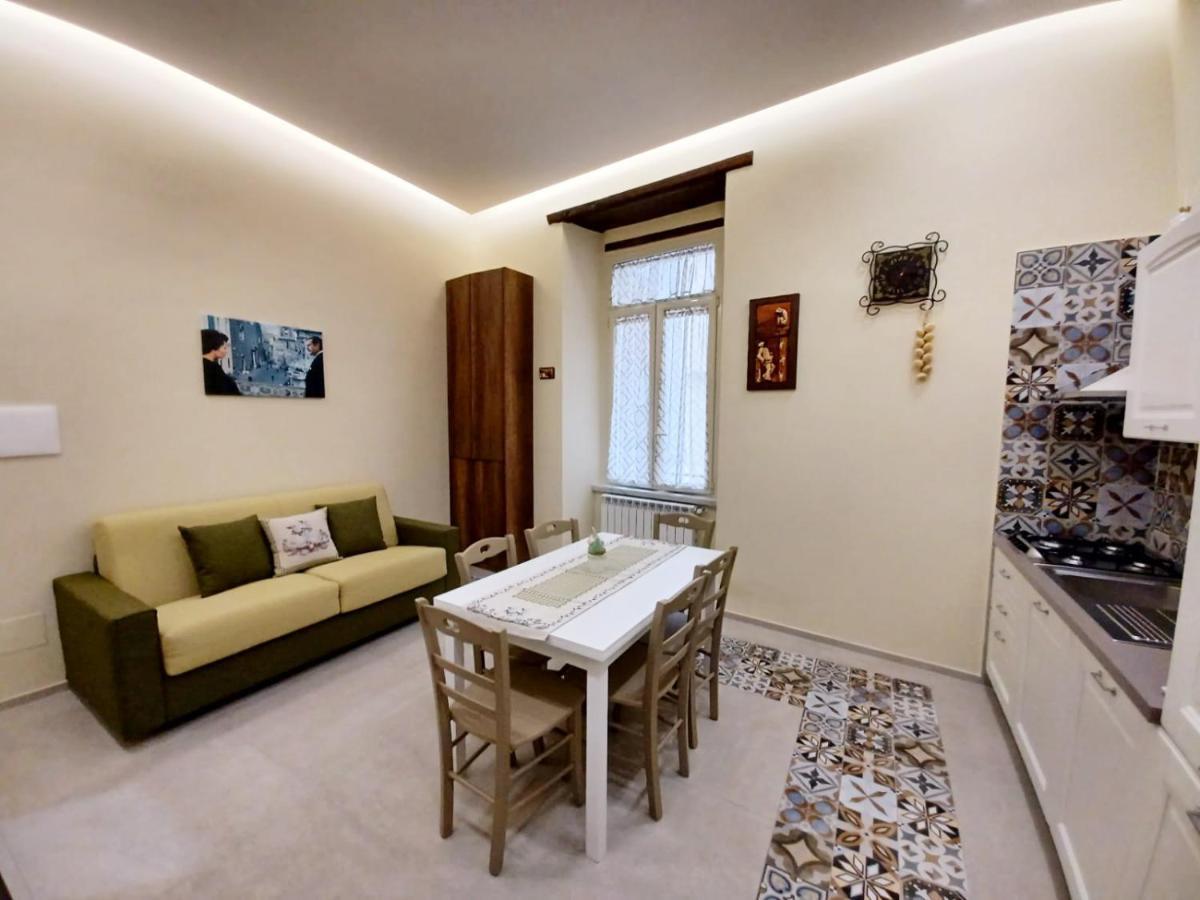 Dimora Lazzarella Appartement Napels Buitenkant foto